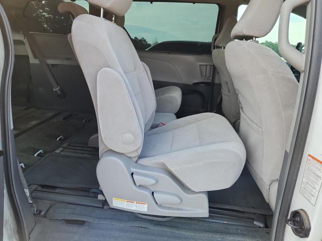 5TDKZ3DC4HS858715 - 2017 TOYOTA SIENNA LE 白色 照片 11