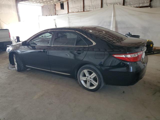 4T1BF1FK9HU441602 - 2017 TOYOTA CAMRY LE BLACK photo 2