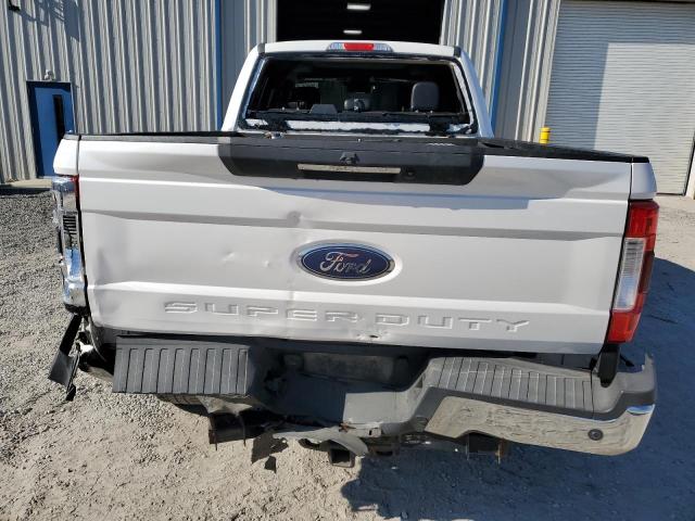 1FT7W2B67JEC37857 - 2018 FORD F250 SUPER DUTY WHITE photo 6