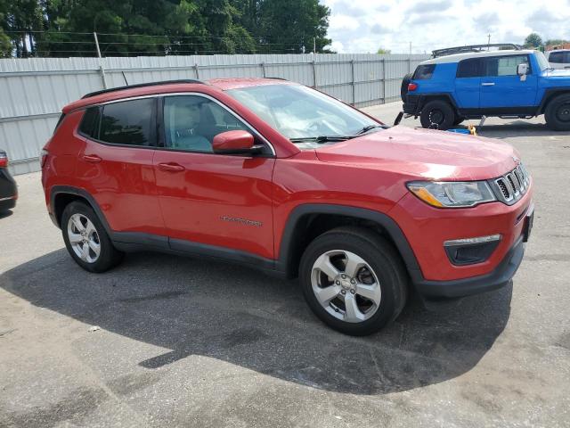3C4NJDBB5JT435660 - 2018 JEEP COMPASS LATITUDE Червоний фото 4