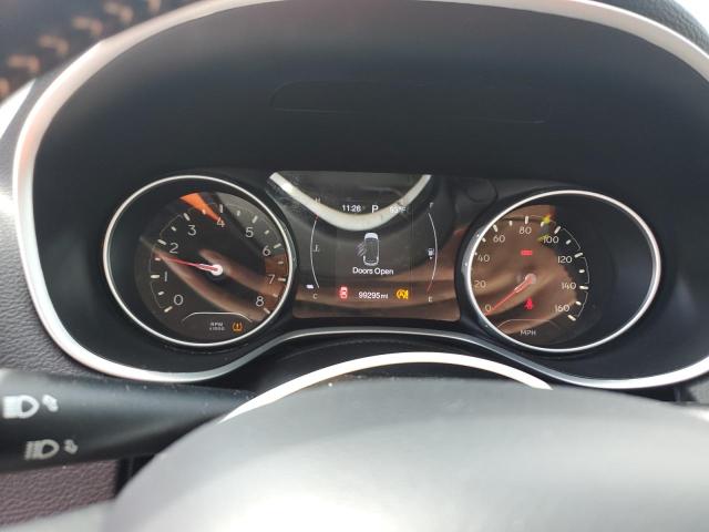 3C4NJDBB5JT435660 - 2018 JEEP COMPASS LATITUDE Червоний фото 9