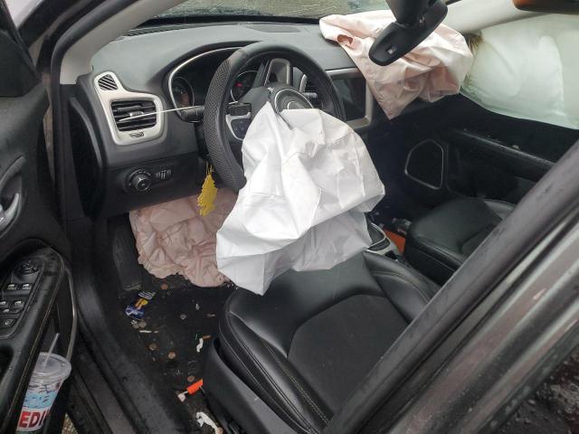 3C4NJDBB4JT284505 - 2018 JEEP COMPASS LATITUDE Մոխրագույն լուսանկար 8