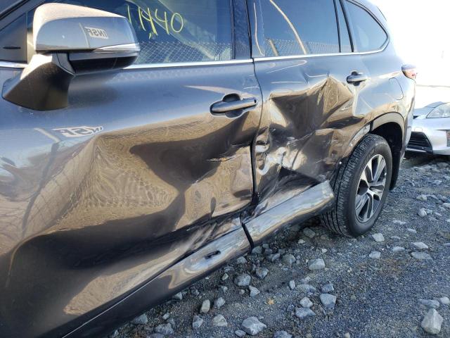 5TDHZRBH9NS189932 - 2022 TOYOTA HIGHLANDER XLE CHARCOAL photo 9