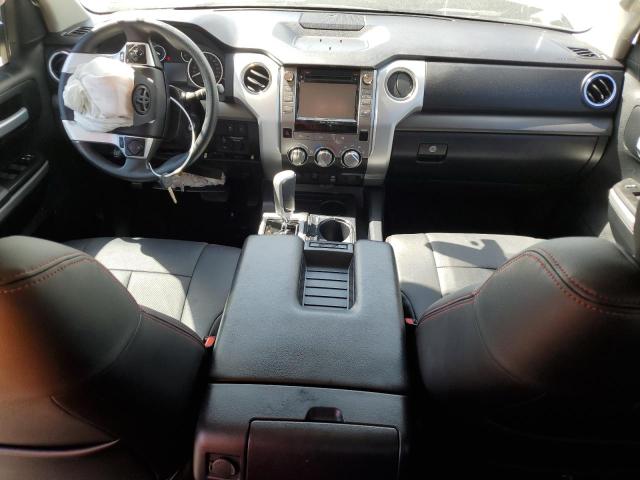 5TFRW5F15HX227139 - 2017 TOYOTA TUNDRA DOUBLE CAB SR/SR5 GRAY photo 8