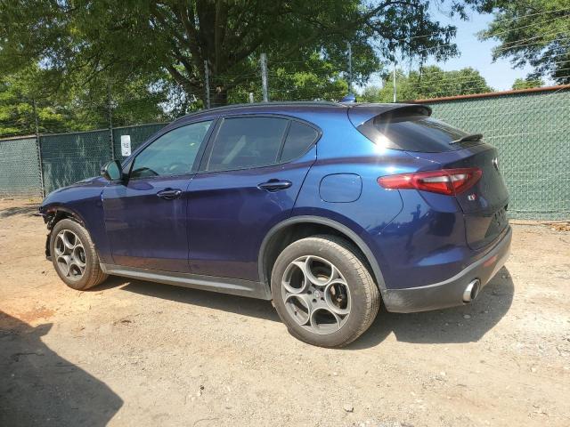ZASFAKPN1J7B63373 - 2018 ALFA ROMEO STELVIO SPORT Синий фото 2