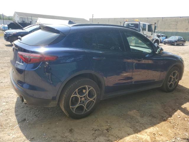 ZASFAKPN1J7B63373 - 2018 ALFA ROMEO STELVIO SPORT Синий фото 3
