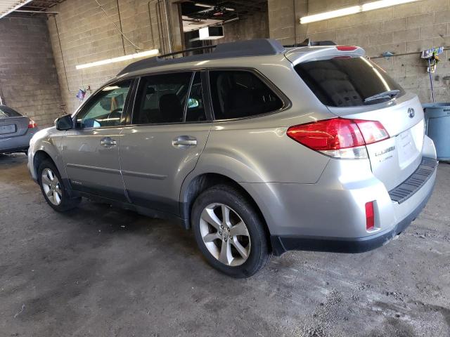 4S4BRBKCXD3201129 - 2013 SUBARU OUTBACK 2.5I LIMITED SILVER photo 2