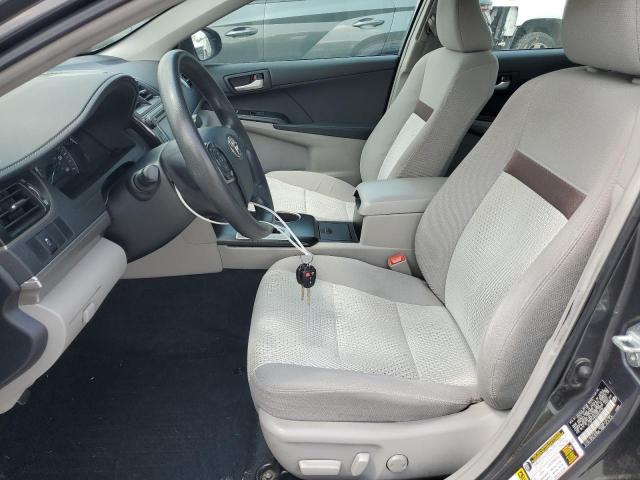 4T1BF1FK0CU020764 - 2012 TOYOTA CAMRY BASE Մոխրագույն լուսանկար 7