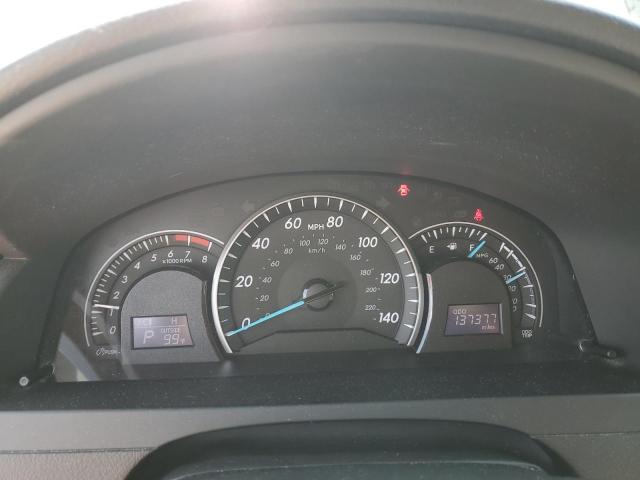 4T1BF1FK0CU020764 - 2012 TOYOTA CAMRY BASE Մոխրագույն լուսանկար 9