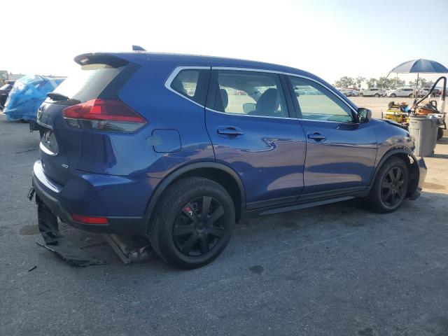 KNMAT2MV4JP516125 - 2018 NISSAN ROGUE S BLUE photo 3