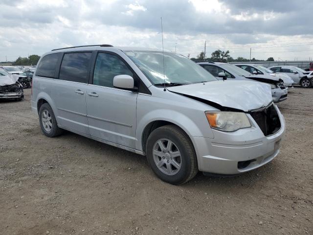 2A4RR5D15AR373727 - 2010 CHRYSLER TOWN & COU TOURING SILVER photo 4