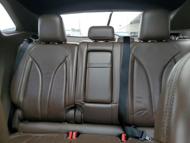 5LMCJ3D94JUL32515 - 2018 LINCOLN MKC RESERVE WHITE photo 10