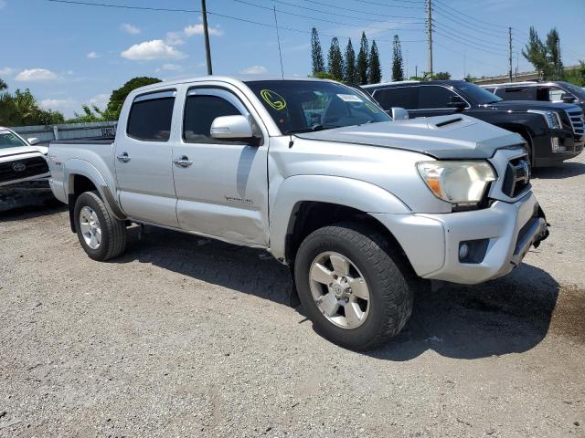 5TFJU4GN6CX026163 - 2012 TOYOTA TACOMA DOUBLE CAB PRERUNNER SILVER photo 4