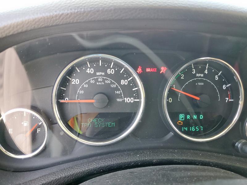 1C4BJWEG2DL609951 - 2013 JEEP WRANGLER U SAHARA Ağ foto 9