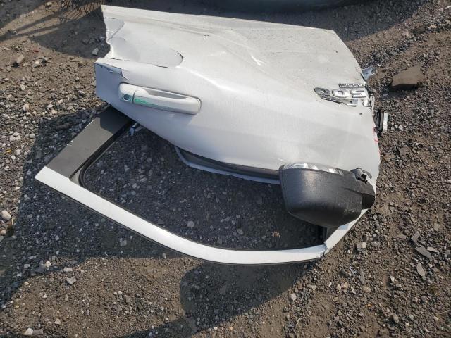 1C6RR7LT3KS554692 - 2019 RAM 1500 CLASS SLT Белый фото 12