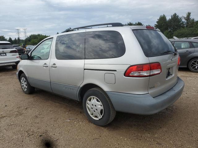 4T3ZF13C92U488557 - 2002 TOYOTA SIENNA LE SILVER photo 2