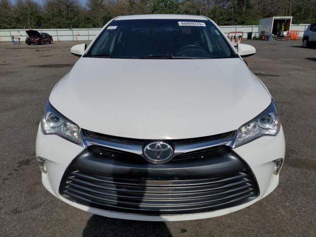 4T1BF1FKXFU007783 - 2015 TOYOTA CAMRY LE WHITE photo 5