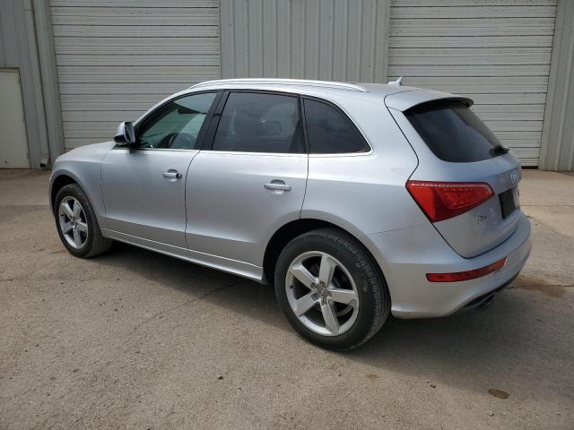WA1DKAFP5BA020709 - 2011 AUDI Q5 PREMIUM PLUS SILVER photo 2