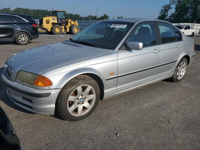 WBAAM3346YCB24034 - 2000 BMW 323 I SILVER photo 1