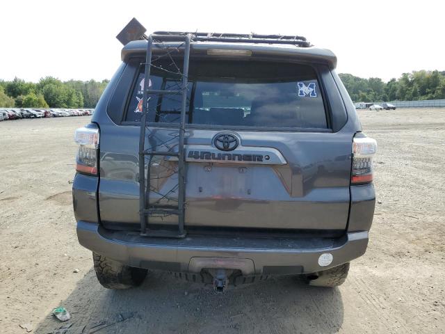 JTEBU5JR0H5435103 - 2017 TOYOTA 4RUNNER SR5/SR5 PREMIUM GRAY photo 6
