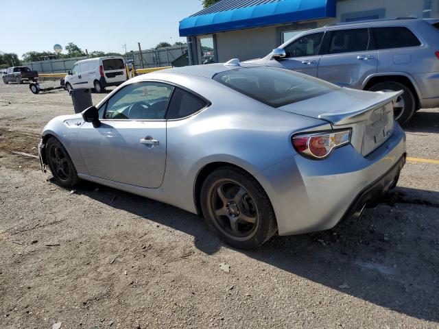 JF1ZNAA18F9700977 - 2015 TOYOTA SCION FR-S SILVER photo 2