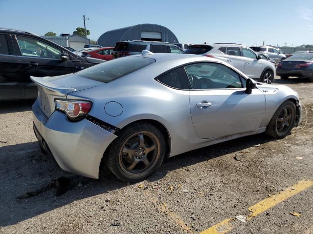 JF1ZNAA18F9700977 - 2015 TOYOTA SCION FR-S SILVER photo 3