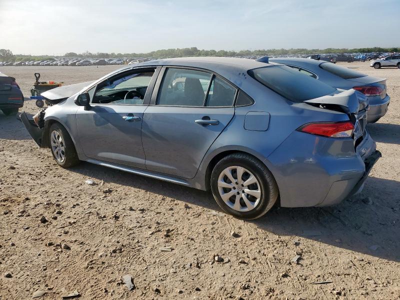 5YFEPMAE2NP383617 - 2022 TOYOTA COROLLA LE ვერცხლისფერი ფოტო 2