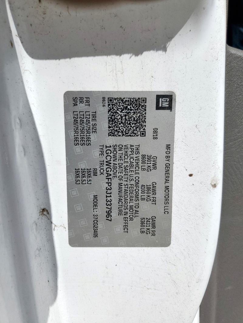 1GCWGAFP3J1337967 - 2018 CHEVROLET EXPRESS G2500 WHITE photo 12