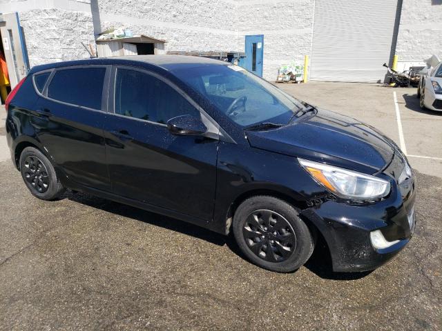 KMHCT5AE7HU315812 - 2017 HYUNDAI ACCENT SE BLACK photo 4