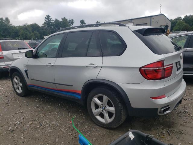 5UXZV8C57D0C15168 - 2013 BMW X5 XDRIVE50I SILVER photo 2