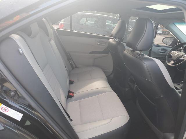 4T1BF1FK6HU388972 - 2017 TOYOTA CAMRY LE 黑色 照片 10