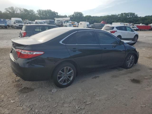 4T1BF1FK6HU388972 - 2017 TOYOTA CAMRY LE 黑色 照片 3
