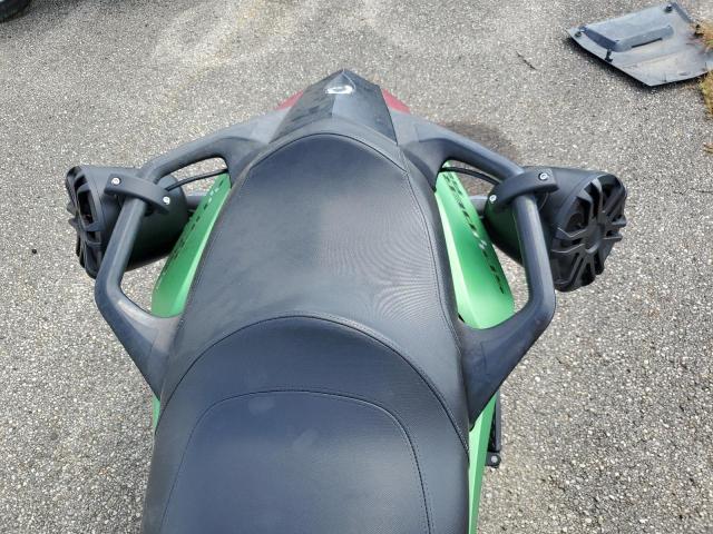 2BXNABC18DV000365 - 2013 CAN-AM SPYDER ROA RS GREEN photo 6