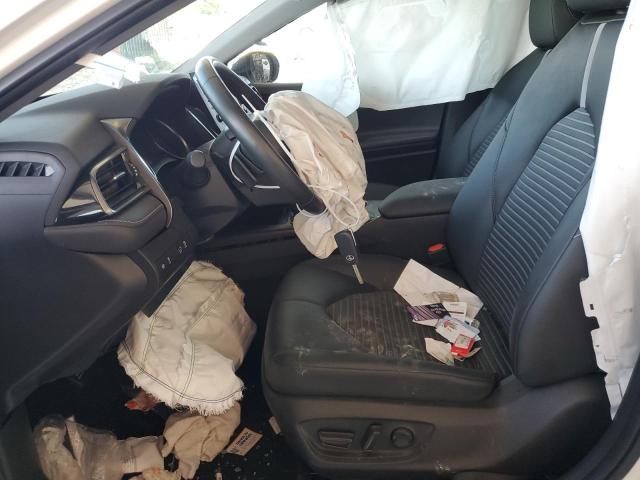 4T1G11AK2PU735627 - 2023 TOYOTA CAMRY SE NIGHT SHADE WHITE photo 7