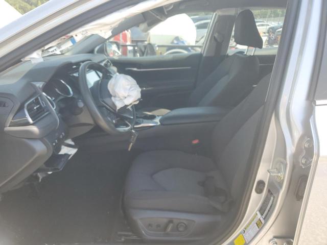 4T1B11HK6KU829048 - 2019 TOYOTA CAMRY L SILVER photo 7