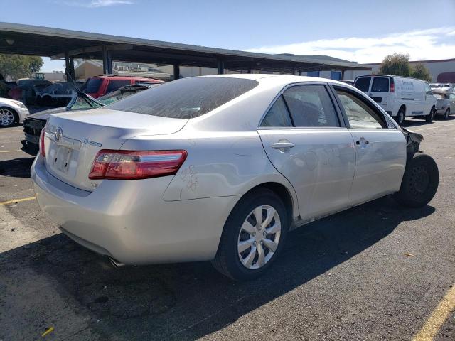 4T1BK46K38U572280 - 2008 TOYOTA CAMRY LE SILVER photo 3