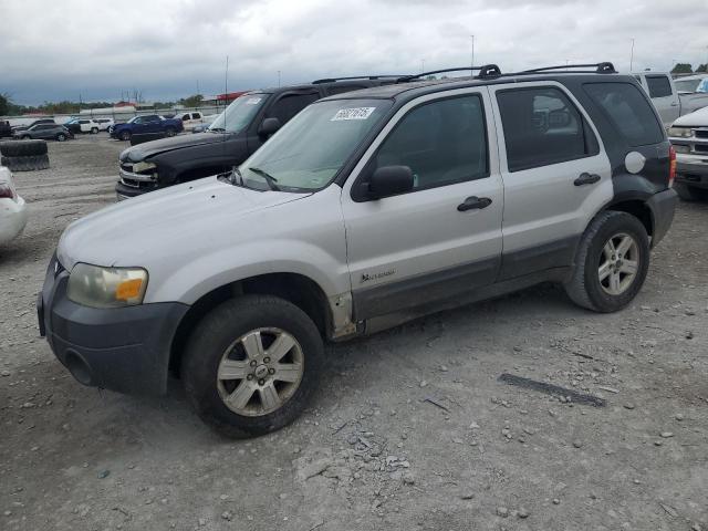 2005 FORD ESCAPE XLT, 