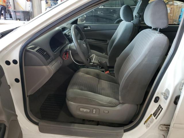 4T1BE32K85U638003 - 2005 TOYOTA CAMRY LE Weiß Foto 7