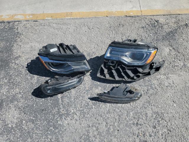 1C4RJFJG1LC326797 - 2020 JEEP GRAND CHER SUMMIT 蓝色 照片 13