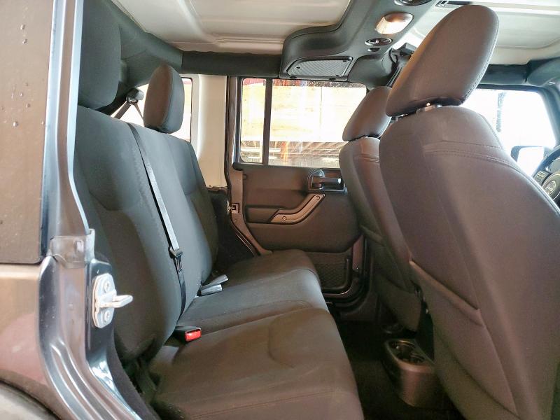 1C4BJWDG3GL338257 - 2016 JEEP WRANGLER U SPORT Boz foto 11