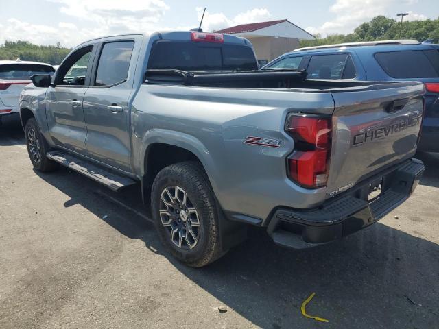 1GCPTDEK8P1137554 - 2023 CHEVROLET COLORADO Z71 SILVER photo 2