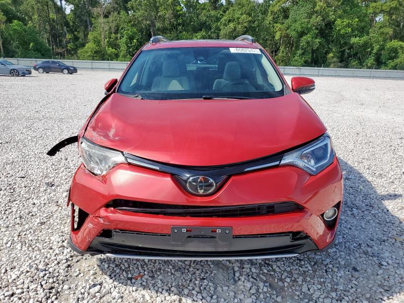 JTMWFREV0HJ147975 - 2017 TOYOTA RAV4 XLE RED photo 5