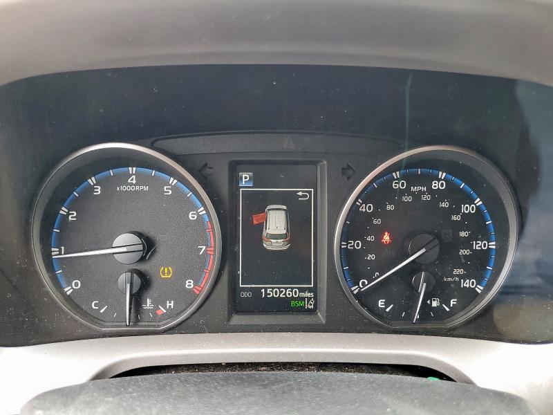 JTMWFREV0HJ147975 - 2017 TOYOTA RAV4 XLE RED photo 9