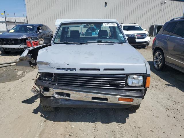 1N6ND16S5GC435210 - 1986 NISSAN D21 KING CAB SILVER photo 5