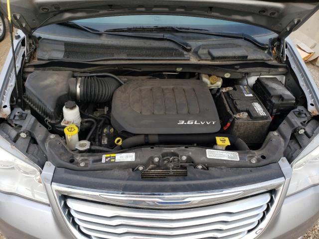 2C4RC1BG3ER383279 - 2014 CHRYSLER TOWN & COU TOURING SILVER photo 12