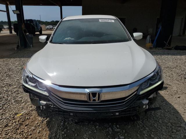 1HGCR2F50GA059167 - 2016 HONDA ACCORD SPORT WHITE photo 5