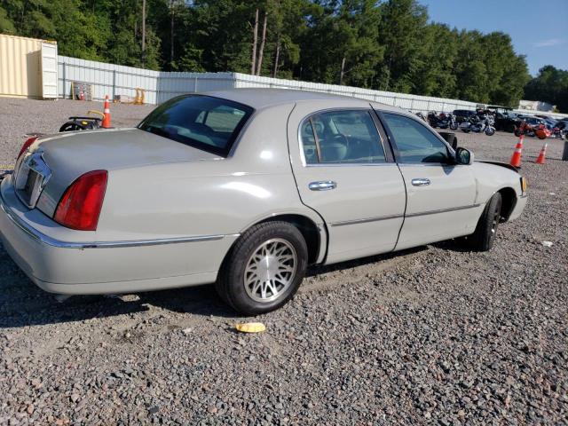 1LNHM82W21Y693790 - 2001 LINCOLN TOWN CAR SIGNATURE GRAY photo 3