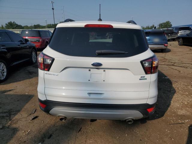 1FMCU0G94JUB47160 - 2018 FORD ESCAPE SE WHITE photo 6