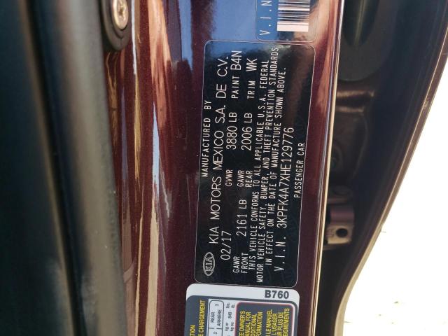 3KPFK4A7XHE129776 - 2017 KIA FORTE LX BURGUNDY photo 12