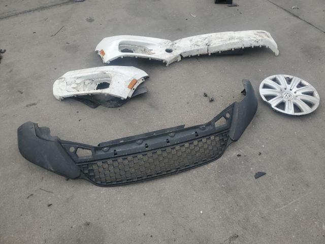 WVGCV7AX0DW513556 - 2013 VOLKSWAGEN TIGUAN S WHITE photo 13